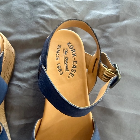 Cork Ease Sandles - Picture 2 of 4